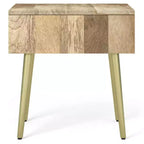 Tavolino Bissell naturale - WyndenHall: Legno di mango, intarsio in ottone, design moderno di metà secolo