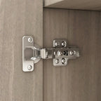 Armadio moderno freestanding in legno massiccio con ripiani