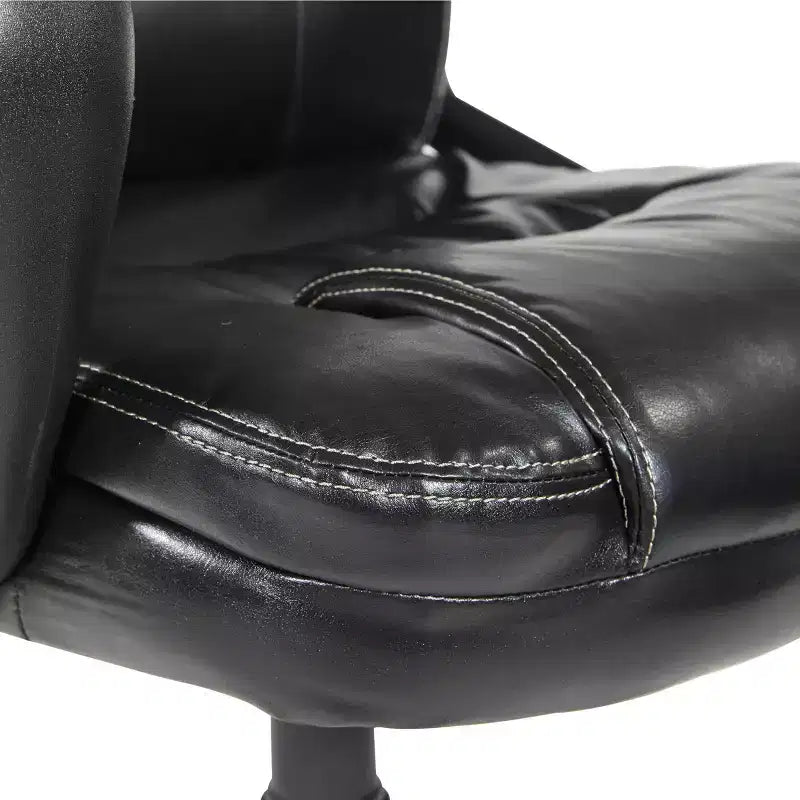 Sedia direzionale in similpelle con braccioli imbottiti - OSP Home Furnishings