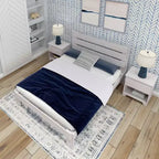 Plank+Beam Letto matrimoniale rustico con testiera a doghe, Letto a piattaforma in legno massello
