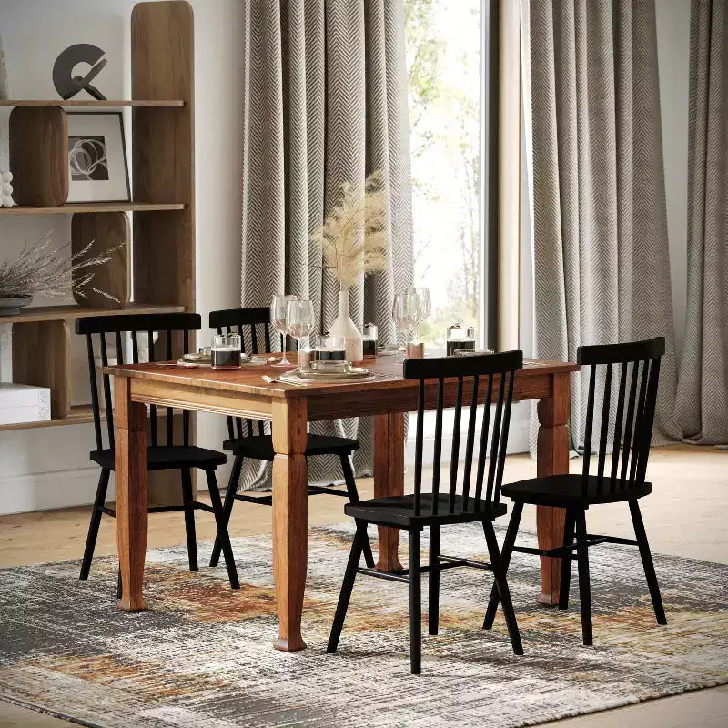 Tavolo da pranzo in legno Merrick Lane con gambe scolpite