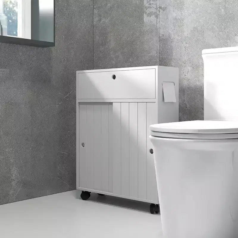 kleankin Mobiletto Piccolo da Bagno su Ruote, Slim Porta Carta Igienica con 2 Fori, Ante Scorrevoli e Ripiano Regolabile, Bianco