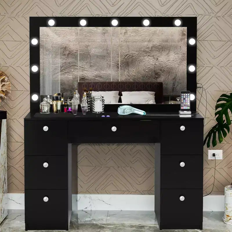 Ananke Lighted Makeup Vanity - Boahaus