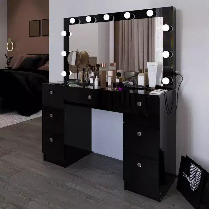 Ananke Lighted Makeup Vanity - Boahaus