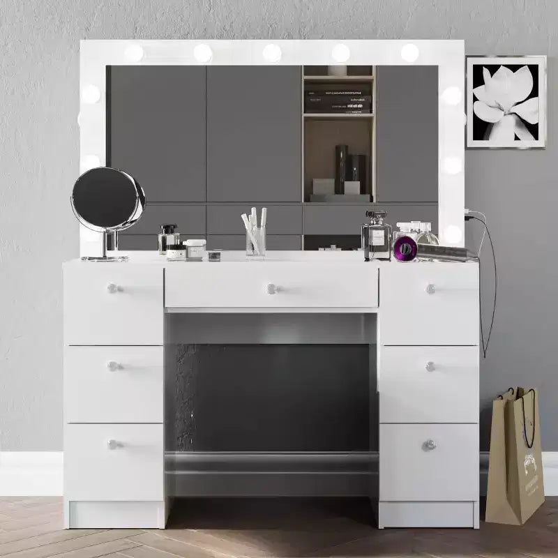 Ananke Lighted Makeup Vanity - Boahaus