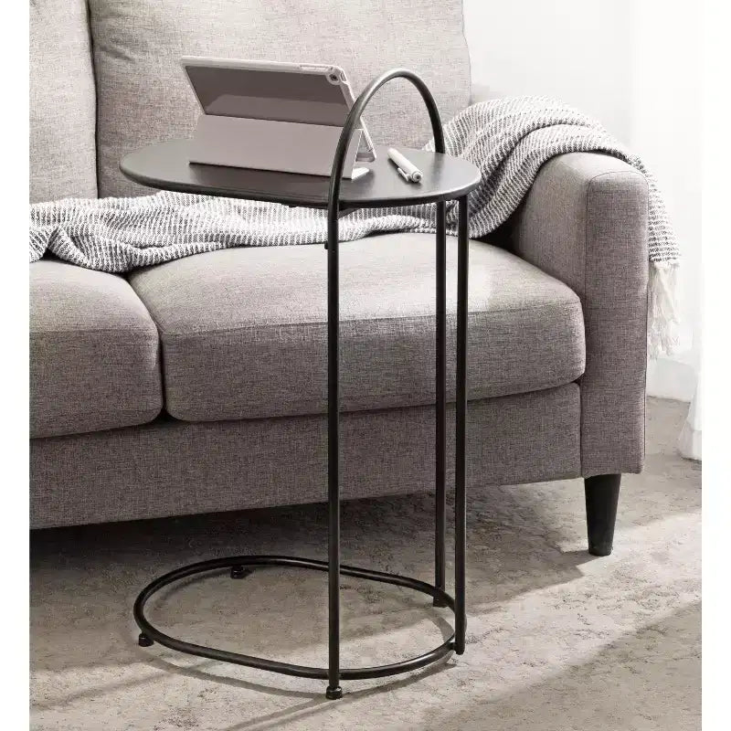 Tavolino a C in legno Capsule Kate e Laurel Caplan, 20x13,75x32,75, nero