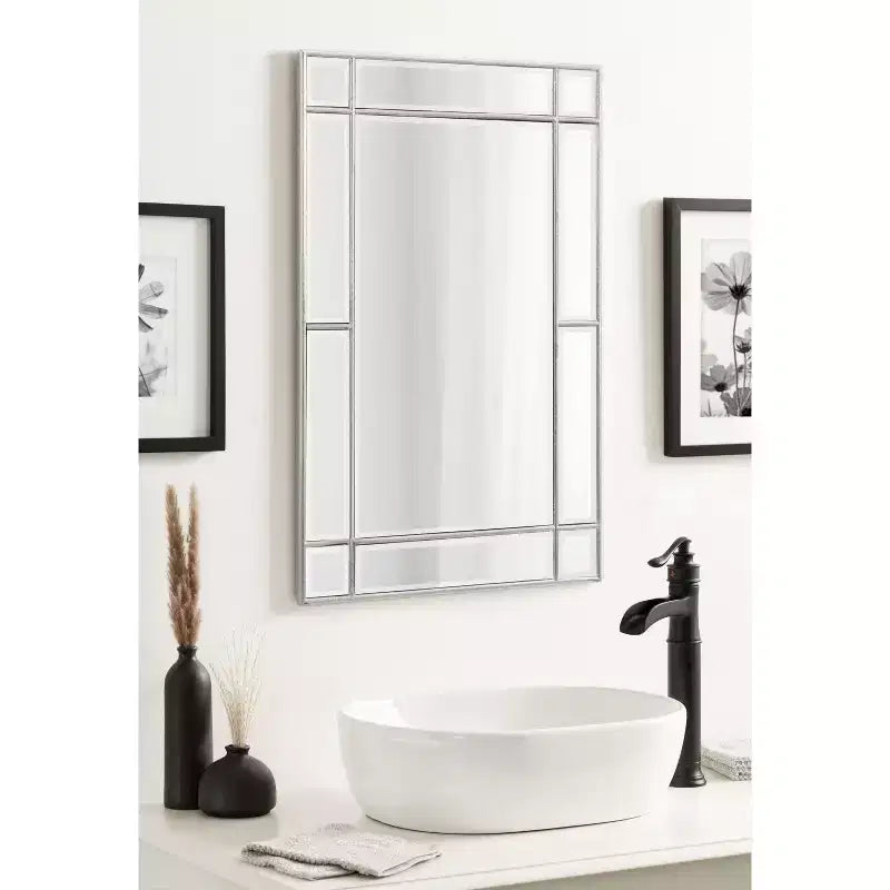 Specchio da parete con cornice Kate and Laurel Westgate