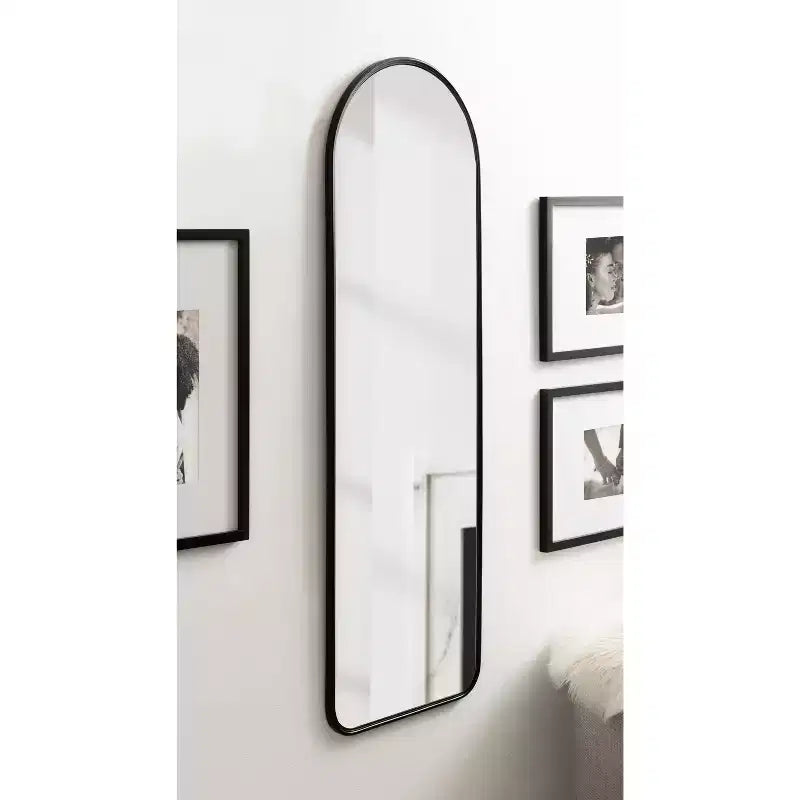Specchio da parete ad arco incorniciato Kate and Laurel Caskill