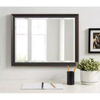 Specchio da parete con cornice Havana di Kate e Laurel