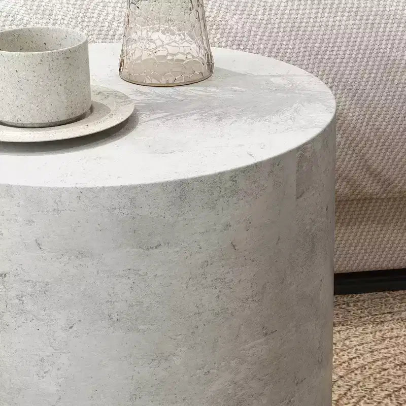 HOMCOM Concrete End Table, Round Side Table with Wood Grain Finish, Indoors and Outdoors Use, Gray