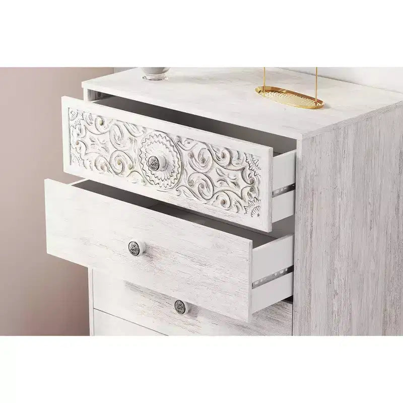 Signature Design by Ashley Casual Paxberry Chest of Drawers, Whitewash