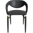 Sedia da pranzo moderna LeisureMod Entice, sedile in pelle imbottito con schienale aperto curvo e gambe in metallo, cucina moderna, sala da pranzo, casa, posti a sedere per bar