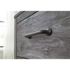 Signature Design by Ashley Comodino contemporaneo Bronyan a 2 cassetti, grigio scuro