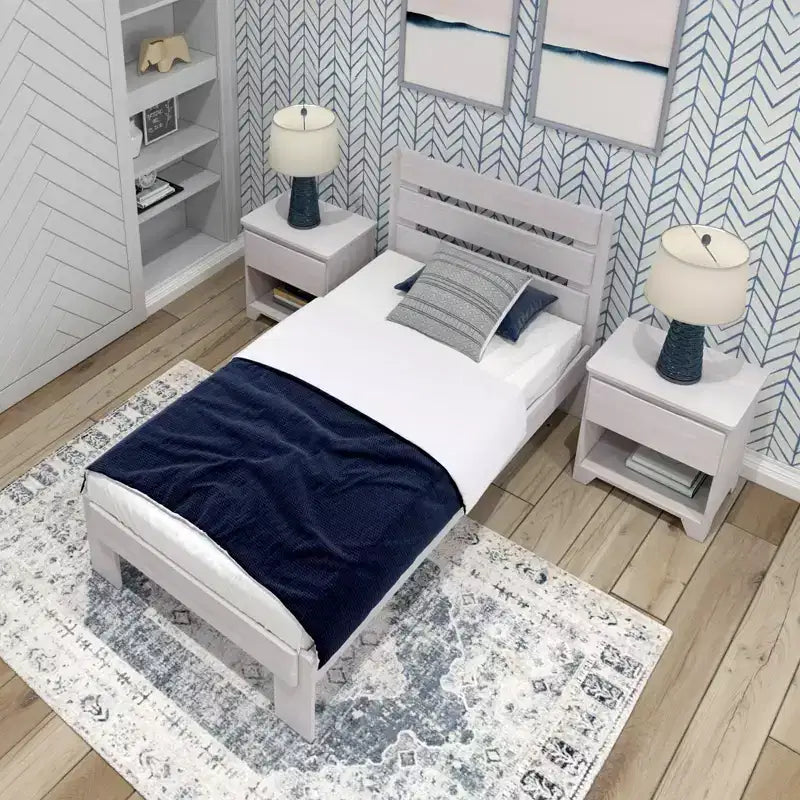 Struttura letto matrimoniale Plank+Beam Farmhouse con testiera a doghe, letto a piattaforma in legno massello