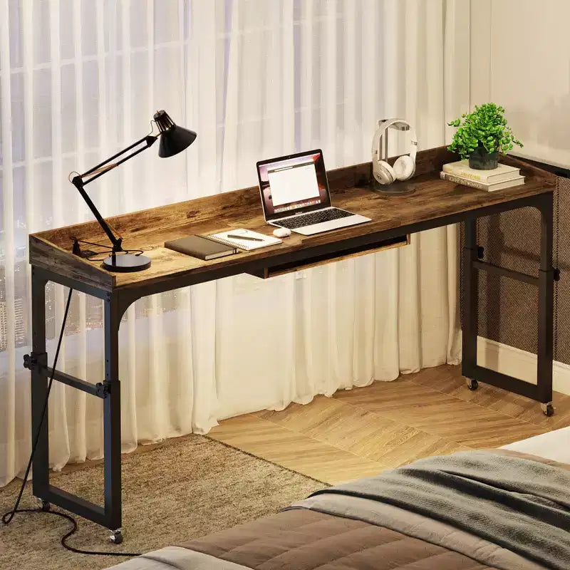 Tavolo da letto Lantine regolabile in altezza con ruote e supporto inclinabile regolabile