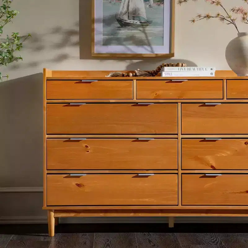 Cassettiera orizzontale in legno massiccio a 9 cassetti Saracina Home Mid Century Modern