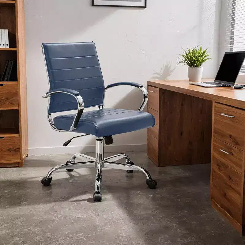 LeisureMod Benmar Ribbed Leather Office Chair - Mid-Century Modern Swivel & Tilt Executive Desk Chair - Chrome Base