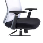 Sedia da scrivania ergonomica LeisureMod Ingram, sedia da lavoro girevole regolabile in altezza con supporto lombare e inclinazione, comoda sedia da computer per ufficio per 8 ore