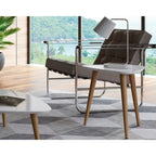 Tavolino alto triangolare Utopia 19.88 con gambe divaricate in legno