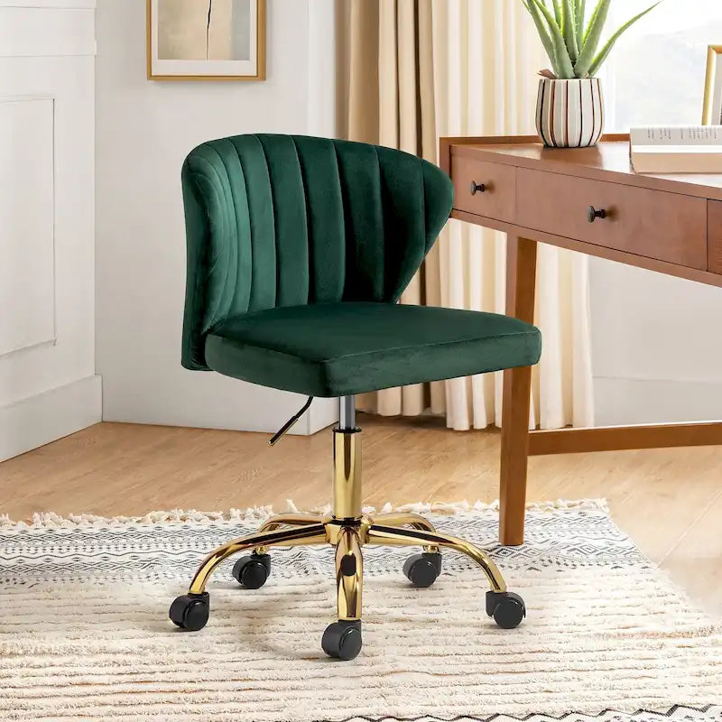 Sedia da ufficio ergonomica Ilia Modern Velvet Wingback girevole a 360 gradi con schienale trapuntato a canali di HULALA HOME