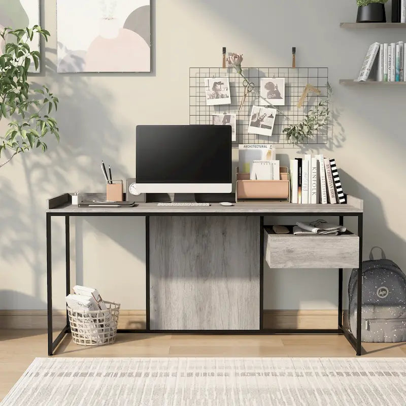 Scrivania per Computer in Acciaio Jaxon Industrial da 63 pollici con Porte USB di Furniture of America