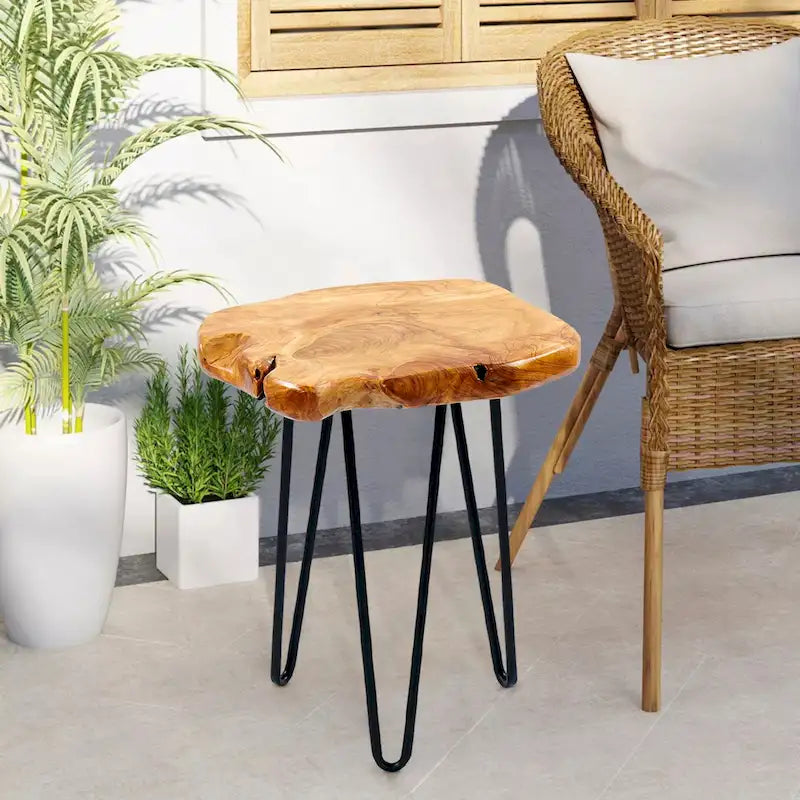 Piedistallo Piccolo con Radici di Cedro Naturalmente Sagomate e 3 Gambe a Forcina - 13.5 x 12 x 19