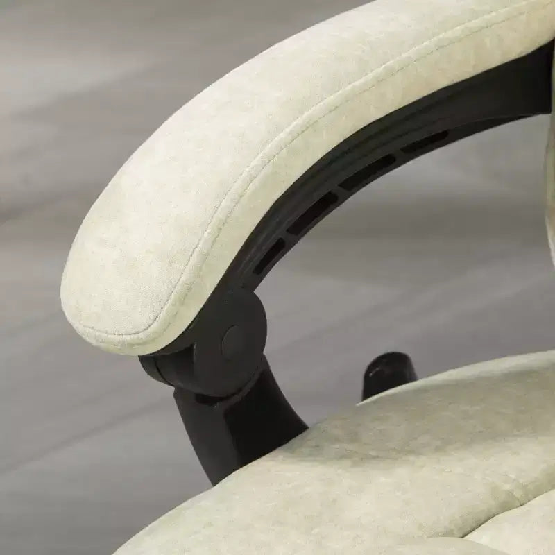 Vinsetto Executive Massage Office Chair, Heated Computer Desk Chair with Adjustable Height and Footrest
