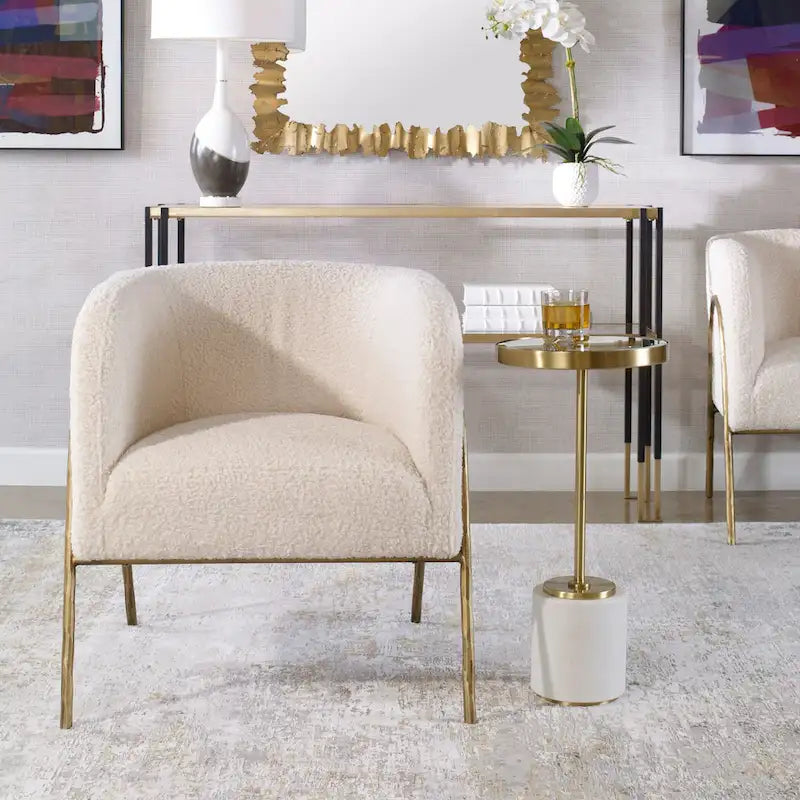 Poltrona Uttermost Jacobsen in montone ecru - 27W x 28.5H x 27D