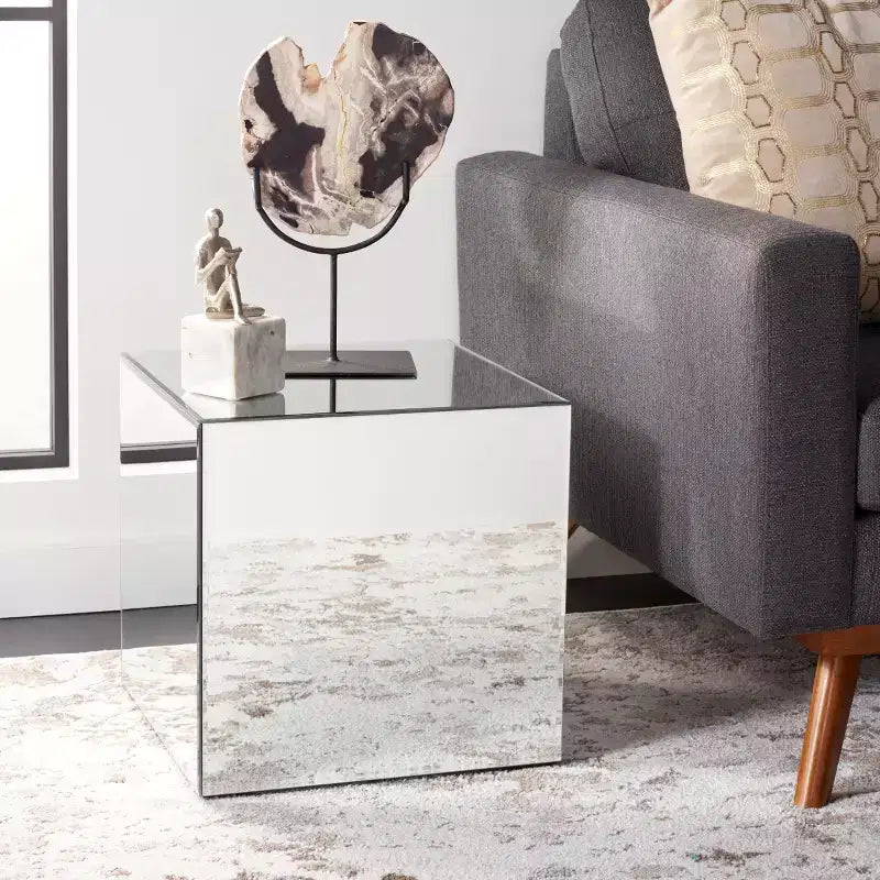 Betony Mirrored Accent Table - ACC9704A - Silver/Mirror - Safavieh