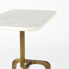 Tavolino da salotto Preston con ripiano in marmo bianco e base rettangolare in metallo dorato - 17,3L x 11,3P x 22,8A