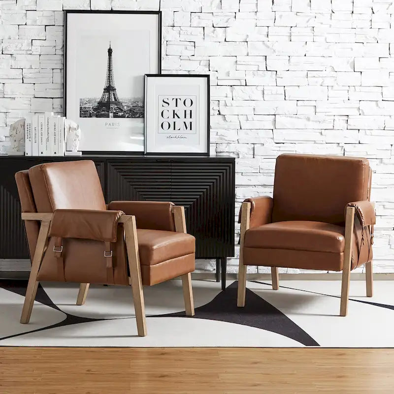 Poltrona Olivia Farmhouse in similpelle con gambe in legno massello, set da 2 di HULALA HOME