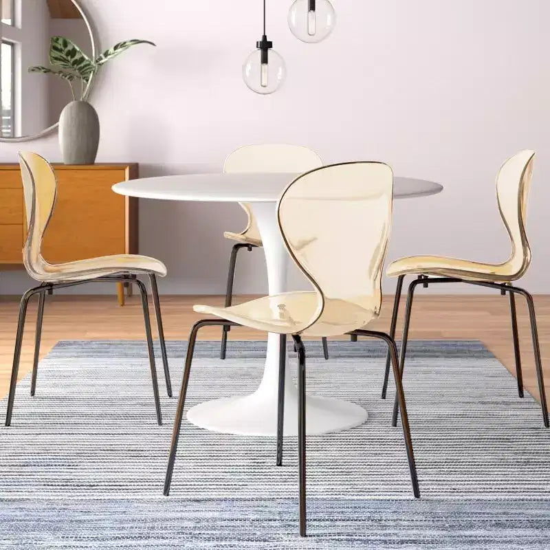 LeisureMod Oyster Sedie da pranzo trasparenti set da 2 Design a schienale curvo impilabile con gambe in acciaio inossidabile nero per cucina o sala da pranzo
