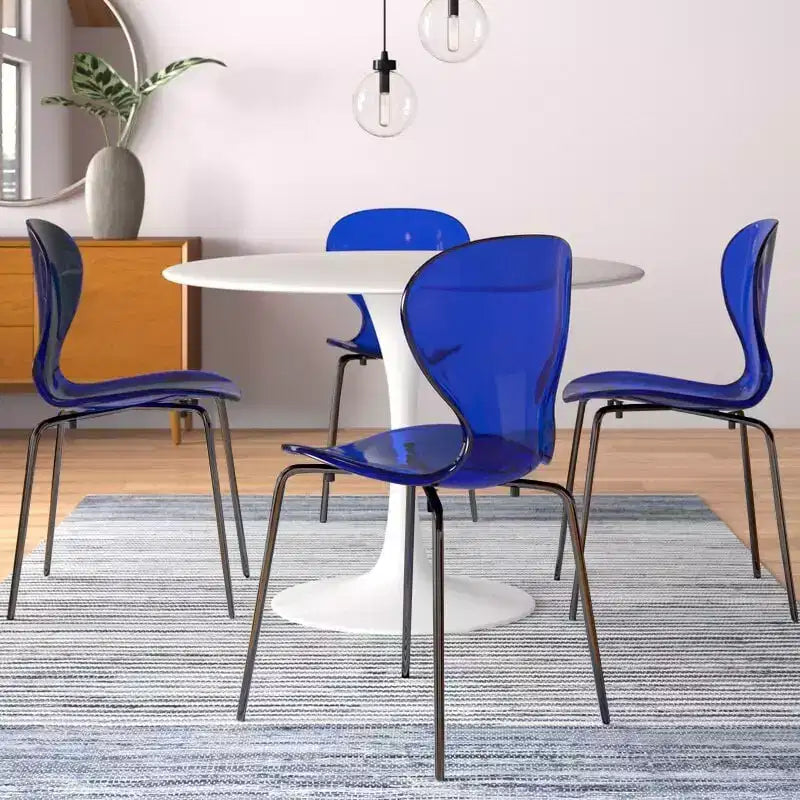 LeisureMod Oyster Sedie da pranzo trasparenti set da 2 Design a schienale curvo impilabile con gambe in acciaio inossidabile nero per cucina o sala da pranzo