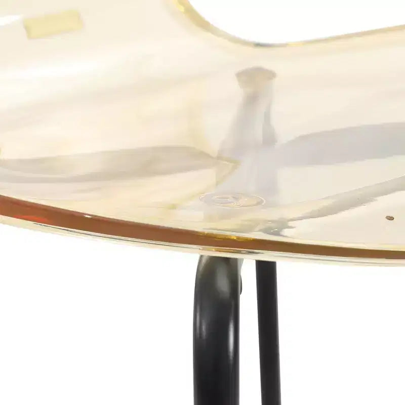 LeisureMod Oyster Sedie da pranzo trasparenti set da 2 Design a schienale curvo impilabile con gambe in acciaio inossidabile nero per cucina o sala da pranzo