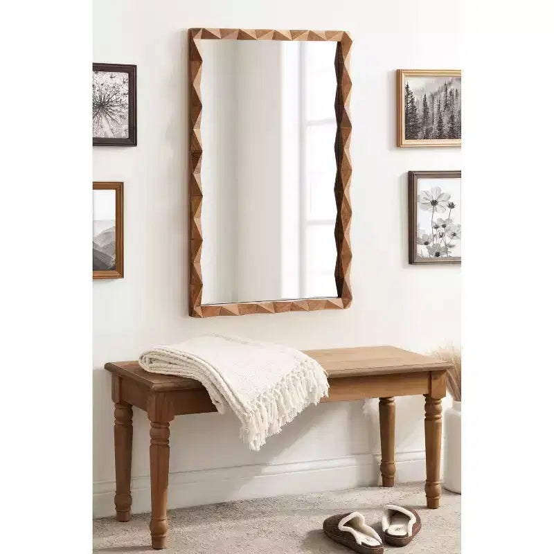 Specchio rettangolare in legno Endicott 24x36 di Kate & Laurel All Things Decor