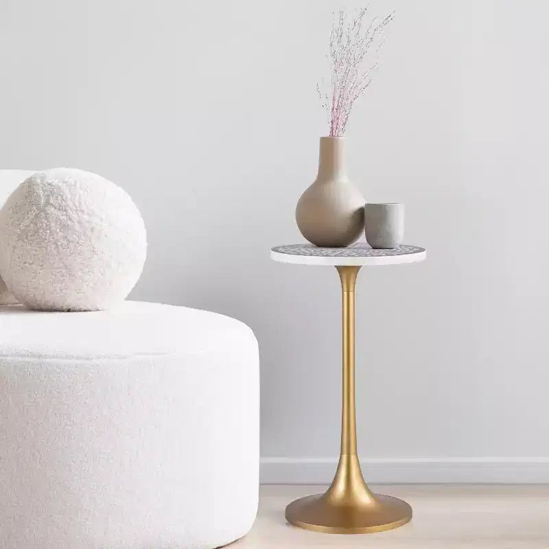 JONATHAN Y Nysha 25 Modern Bohemian Metal/Resin Inlay Top End Table