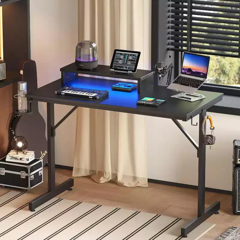 Bestier Scrivania da Gaming 42 Piccola Scrivania per Computer per Ufficio Domestico con Luci LED e Supporto per Monitor