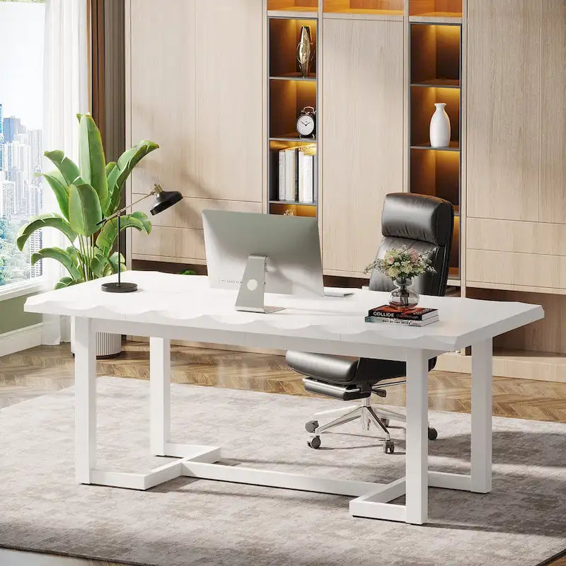 Scrivania rettangolare marrone con gambe in legno massello - 158 cm