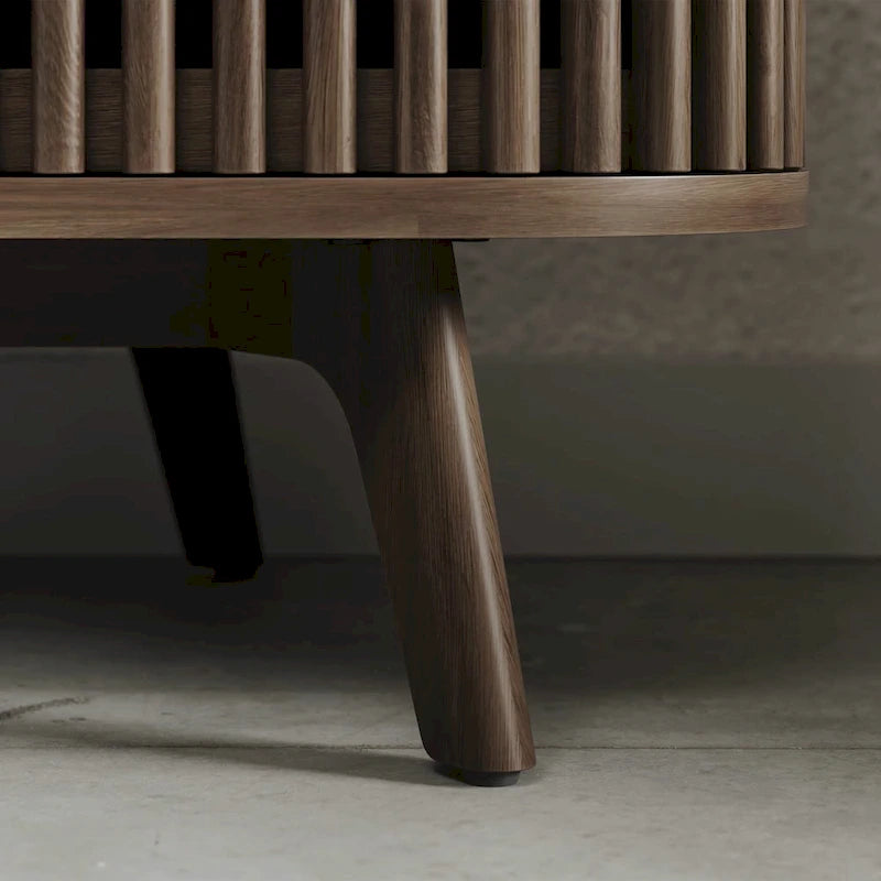 Mobile TV ad angolo in legno Sierra Studio London con inserti in stile scandinavo