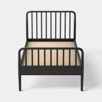 Letto singolo per bambini con sponde a fuso tornite tradizionali - Pillowfort