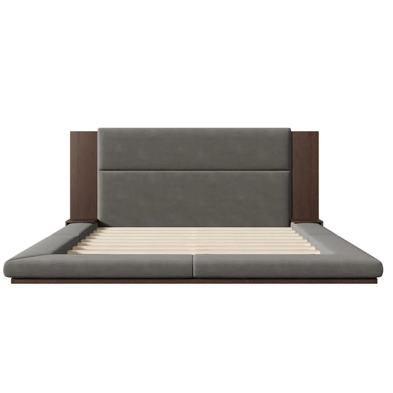 Letto imbottito King Gray Floor a basso profilo con testiera estesa in legno, mensole comodino integrate