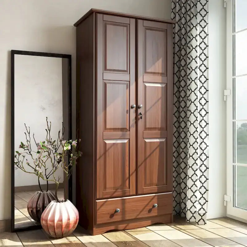 Armadio flessibile Palace Imports 100% in legno massello con maniglie in metallo o in legno