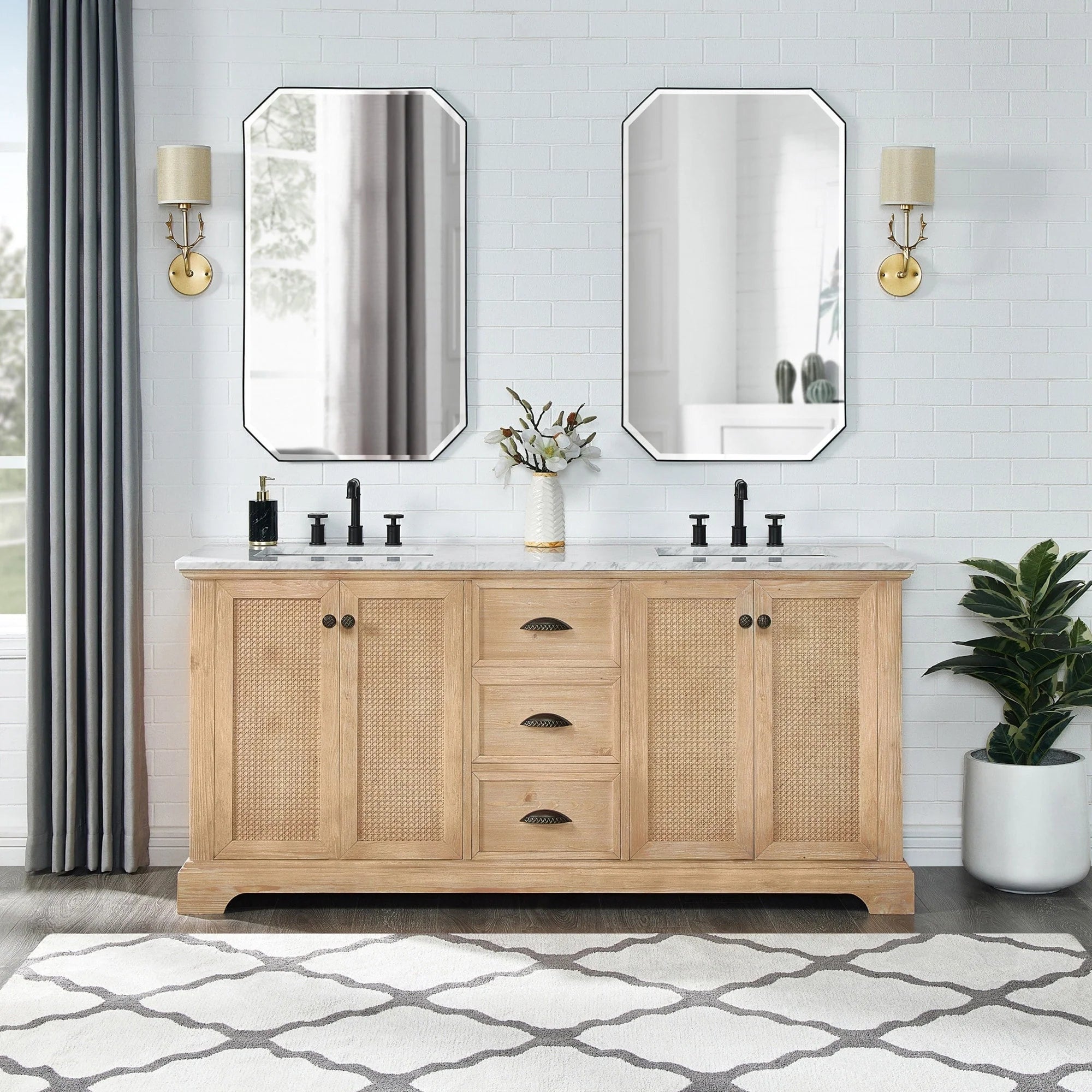 Mobile bagno Hervas con top in marmo naturale senza specchio