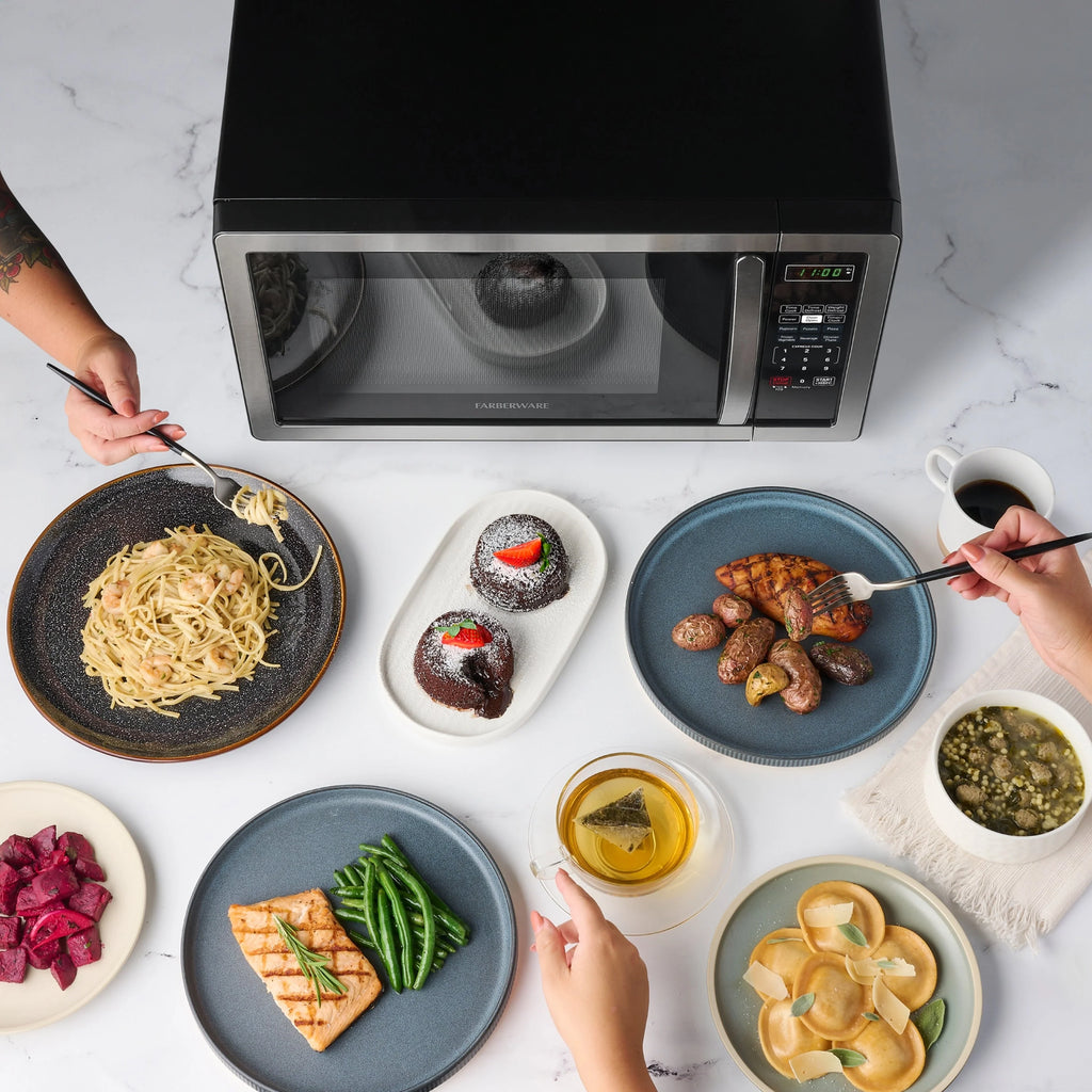 Forno a microonde Farberware Classic da 1,1 piedi cubi e 1000 watt